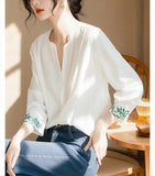 French Small Blouse Temperament Light Luxury To Reduce The Age Of High-End Fashion Commuting White Printed Shirt Spring HZ1208